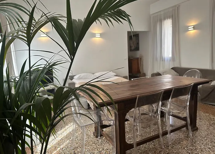 Ca' D'Oro Suite * Venice