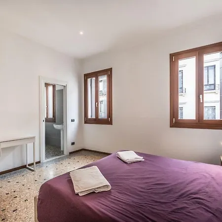 Апартаменты Ca' D'oro *