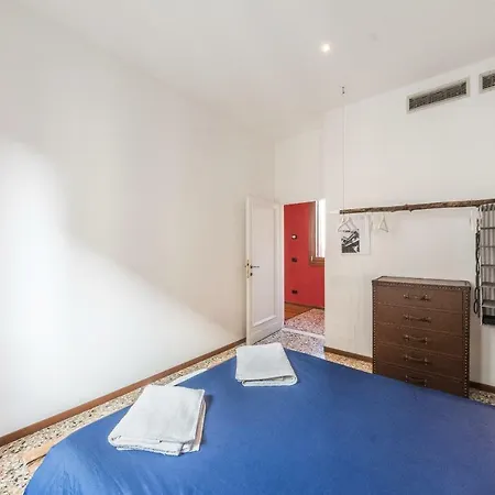 Апартаменты Ca' D'oro *