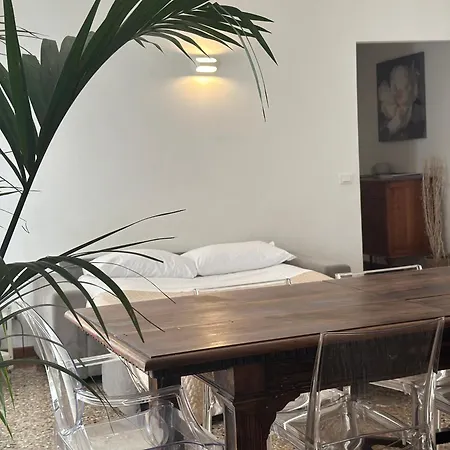 Ca' D'oro Apartamento *